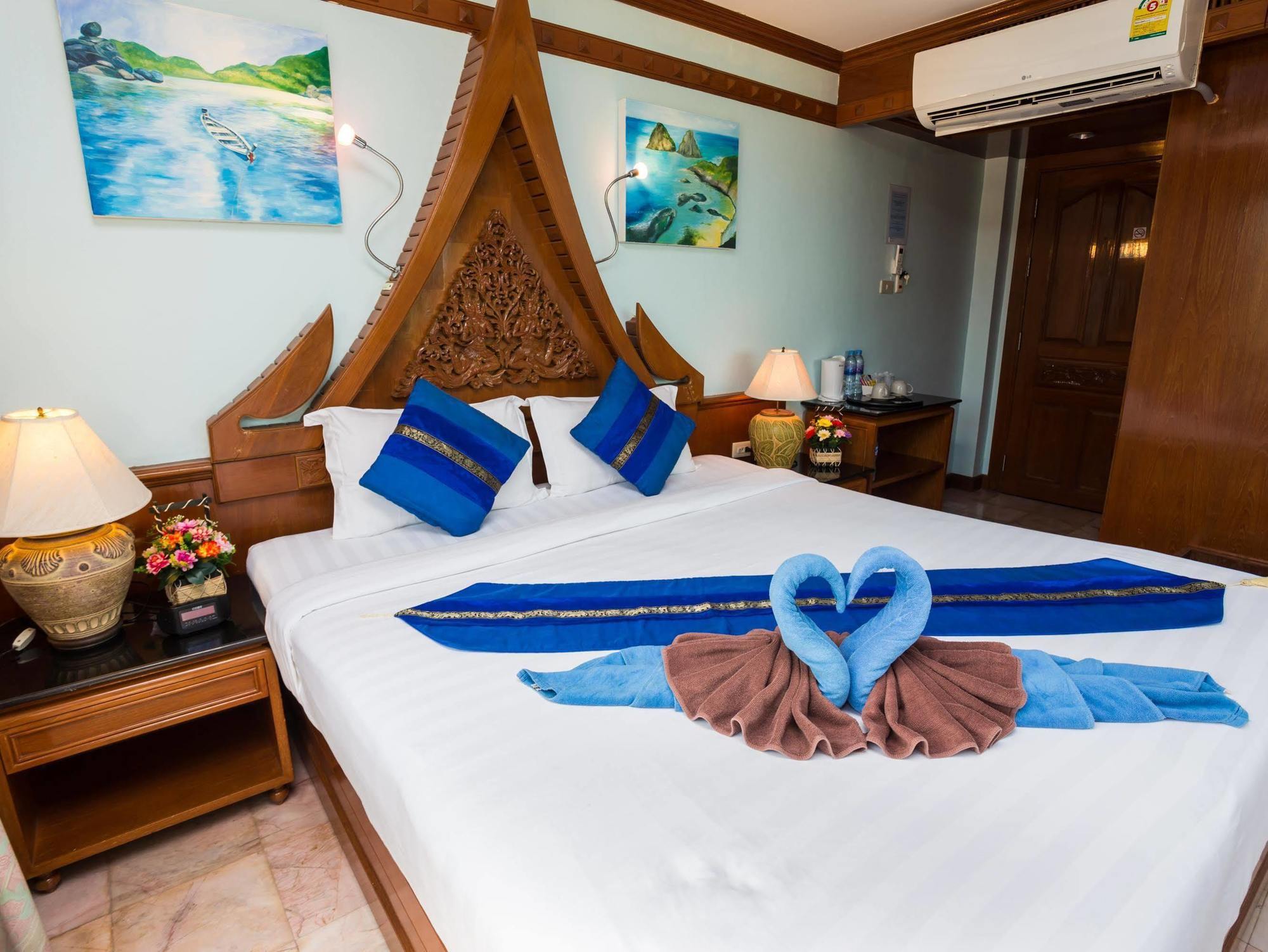 Patong Beach Bed And Breakfast 외부 사진