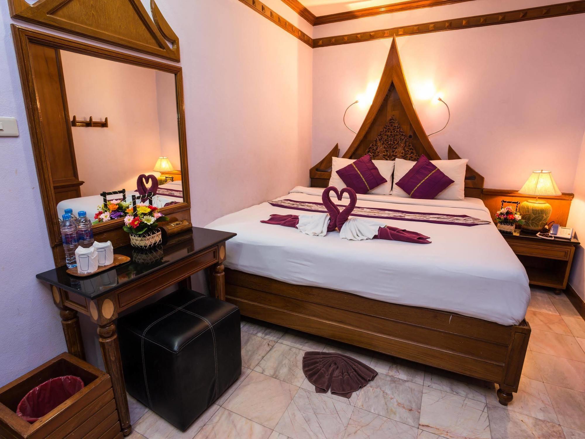 Patong Beach Bed And Breakfast 외부 사진